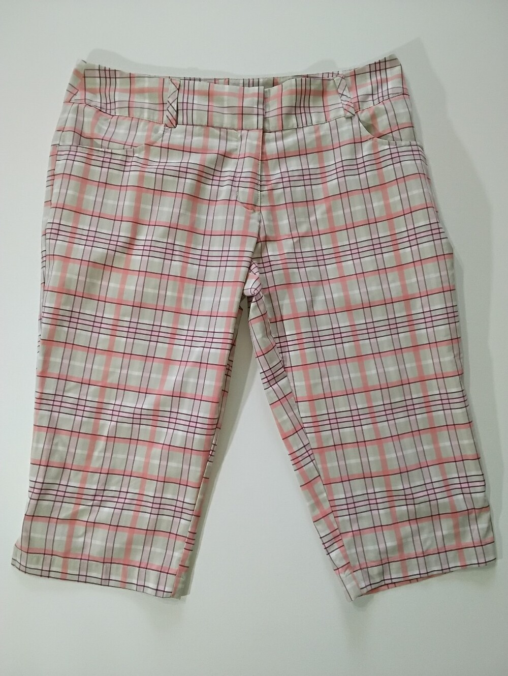 Adidas Climalite Golf Capri Shorts Womens 10 Pink Beige Plaid Preppy Athleisure
